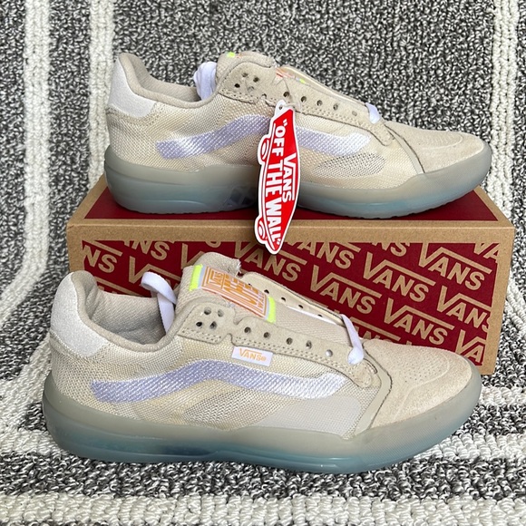 Vans Shoes - Vans Evdnt Ultimatewaf Two-Tone Sand Shell Hghrse WMNS